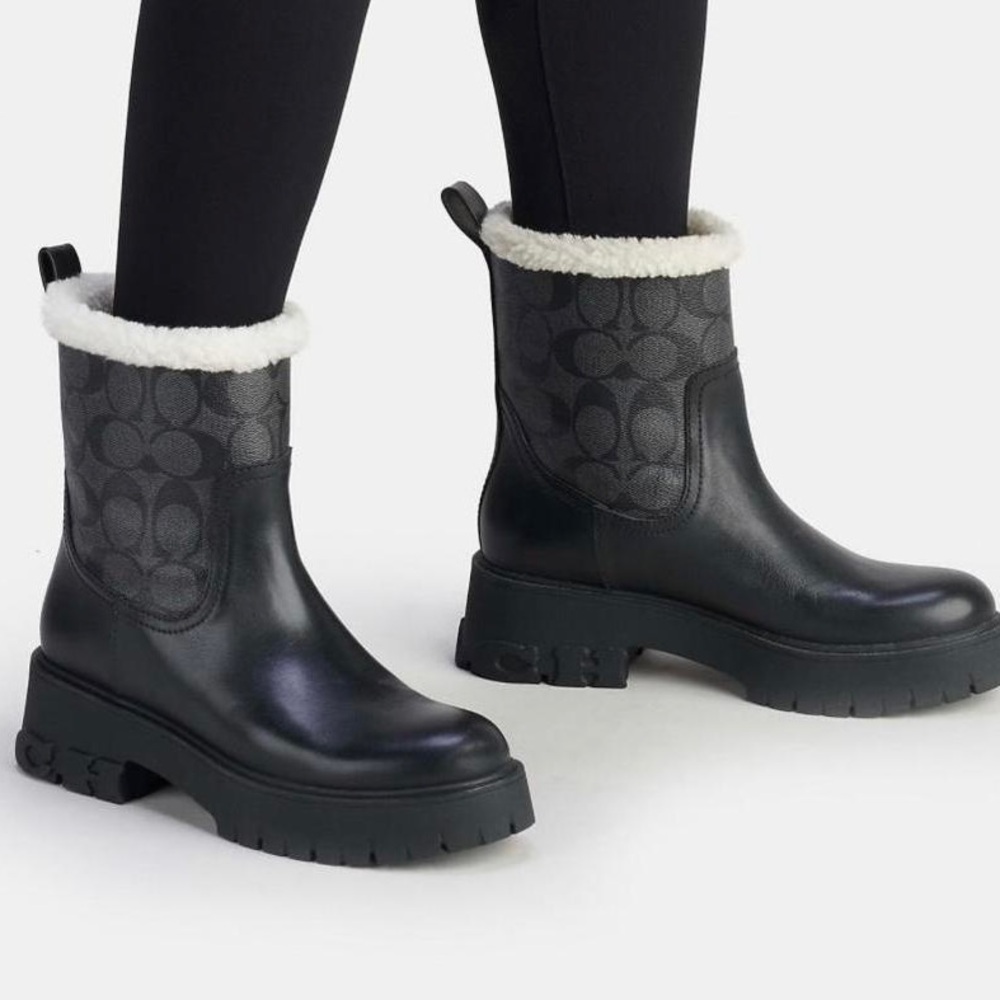 NWT Coach Raina Boot Signature Jacquard sz 7.5